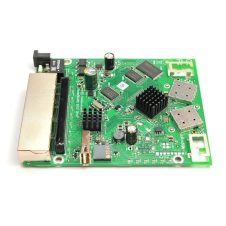 MIKROTIK ROUTERBOARD RB951G-2HnD - Wireless Access Point, 5xLAN, 2,4Ghz RouterOS Lv.4