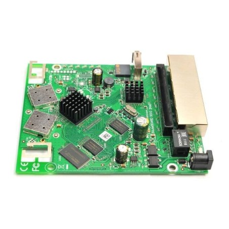 MIKROTIK ROUTERBOARD RB951G-2HnD - Wireless Access Point, 5xLAN, 2,4Ghz RouterOS Lv.4