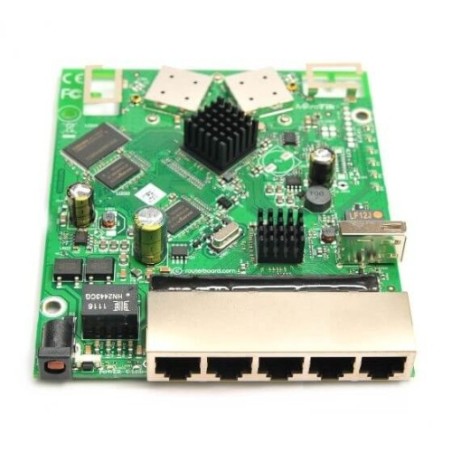 MIKROTIK ROUTERBOARD RB951G-2HnD - Wireless Access Point, 5xLAN, 2,4Ghz RouterOS Lv.4